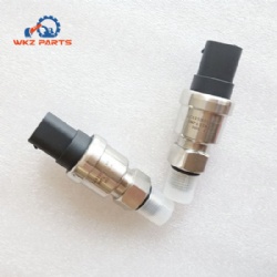 SK200-6 Kobelco Low Pressure Sensor LC52500019P1 YW52S00002P1